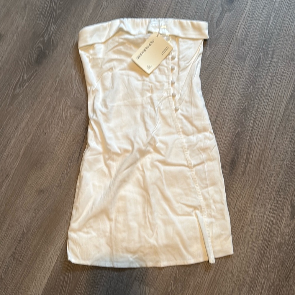 Pepper mayo strapless linen dress